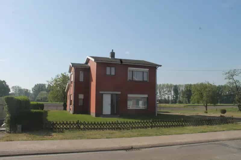 Te Renoveren Woning Met Stallingen