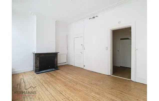 Huur 1 slaapkamer appartement van 35 m² in Brussels