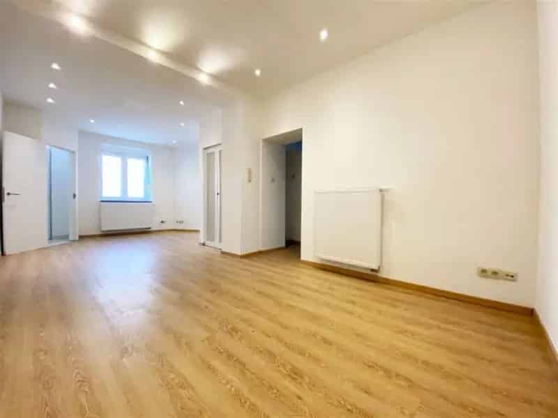 Instapklare woning met 2 slaapkamers te Tongeren