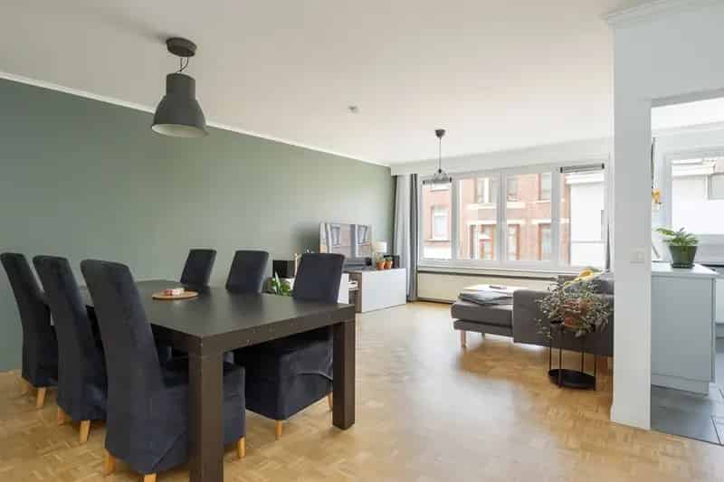 Appartement te koop: Lichtrijk 2 slpk met terras, nabij park