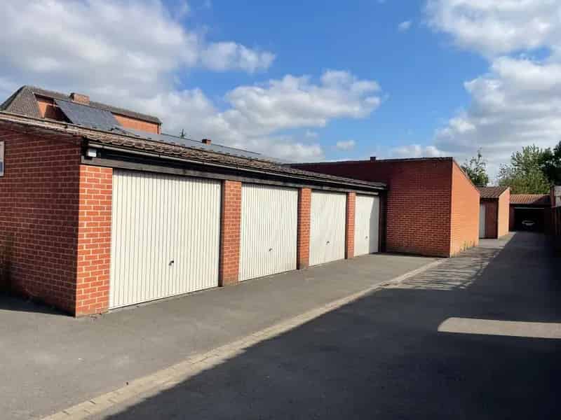 GARAGEBOX