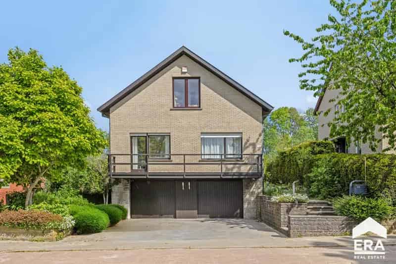 Huis te koop Dilbeek 6 slaapkamers dubbele garage