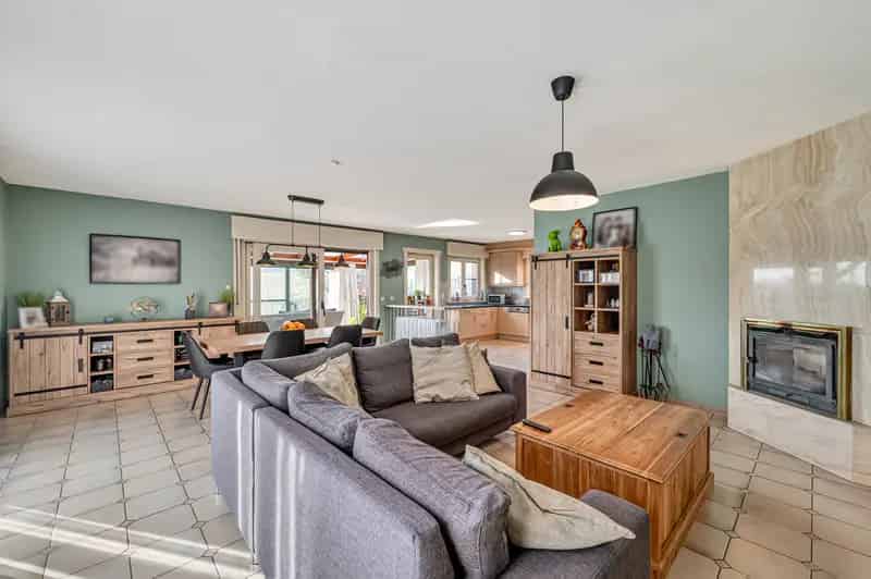 Huis te koop: 3 slaapkamers, garage, zonnepanelen, rustige ligging