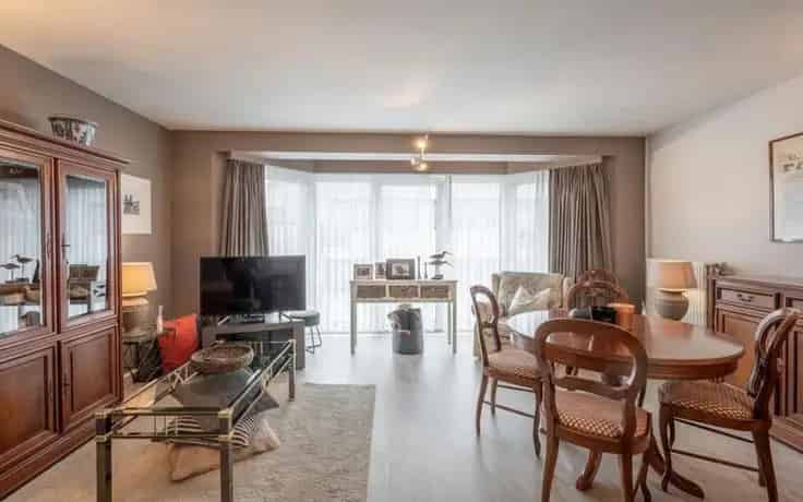 Appartement Te Koop Nabij Lippenslaan