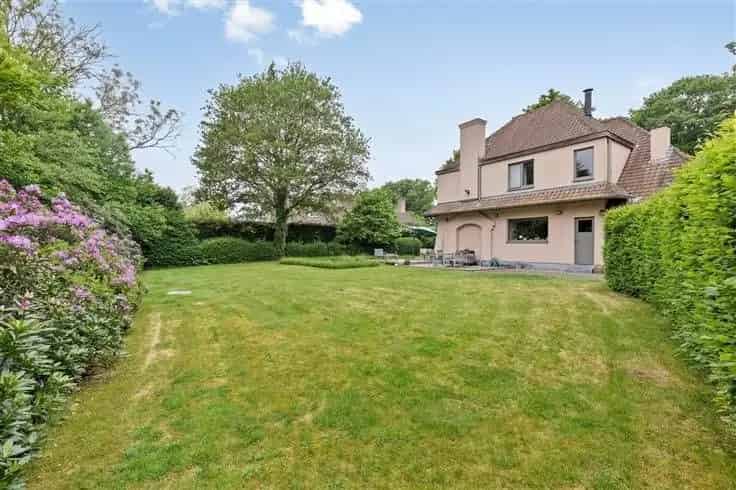 Gerenoveerde Villa te Koop Sint-Martens-Latem 3 slaapkamers