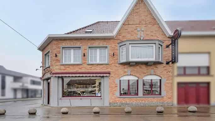Huis te koop Beveren Leie 3 kamers handelsruimte garage