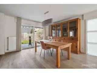 Villa te koop Rumbeke 4 slaapkamers moderne keuken tuin