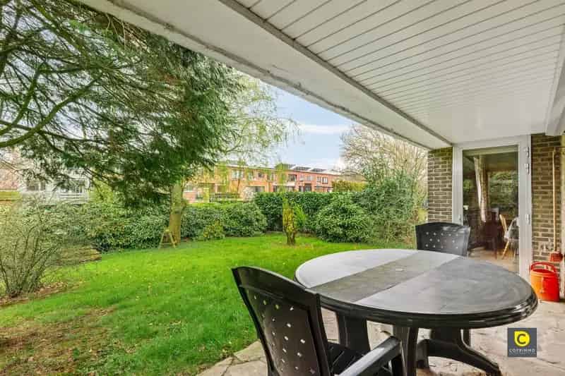 Huis te Koop Aartselaar: 3 Slaapkamers, Zuidgericht Perceel, Dubbele Garage