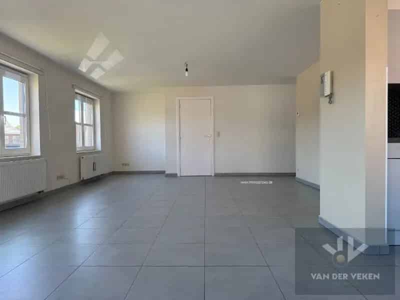 Appartement te koop Kortessem 2 slaapkamers overdekt terras