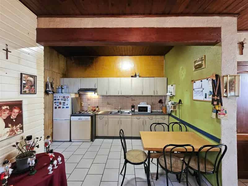 Karaktervolle woning te Deurne Zuid: 3-4 slaapkamers, renovatieproject