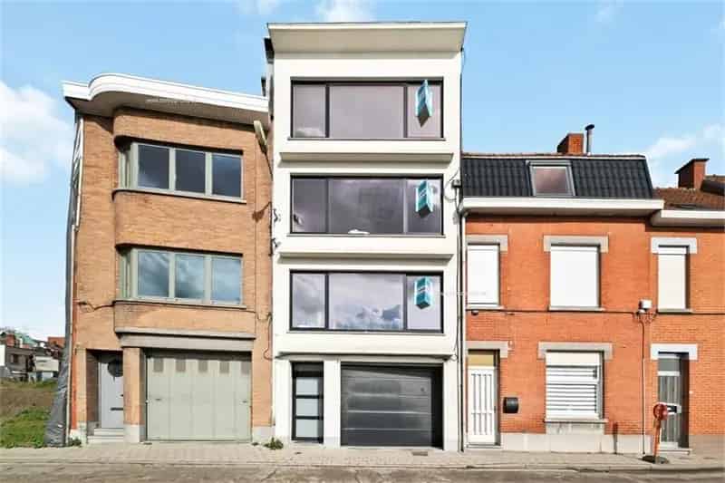 Appartement Menen: Opbrengsteigendom met 3 Appartementen