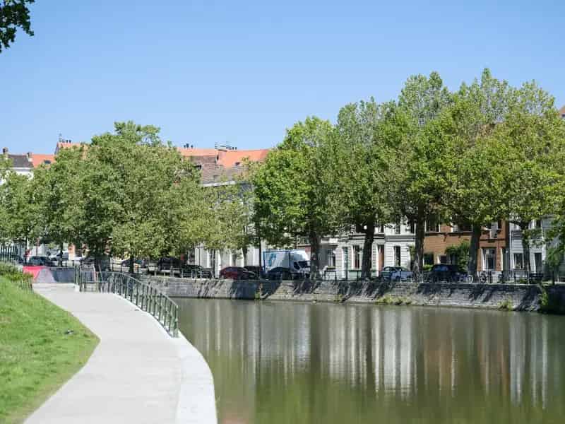 Opbrengsteigendom te koop in Gent