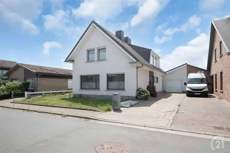 Huis te Huur Hillegem: Instapklare woning met tuin
