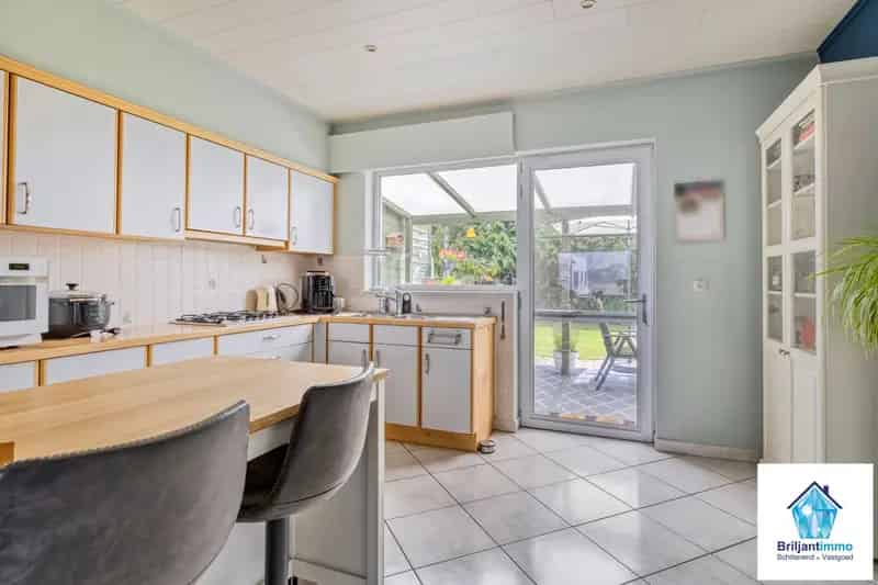 Gelijkvloerse woning te koop met 2 slaapkamers en tuin Elewijt