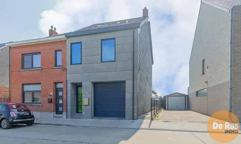 Huis te koop Wichelen: Instapklare woning 3 slaapkamers tuin garage