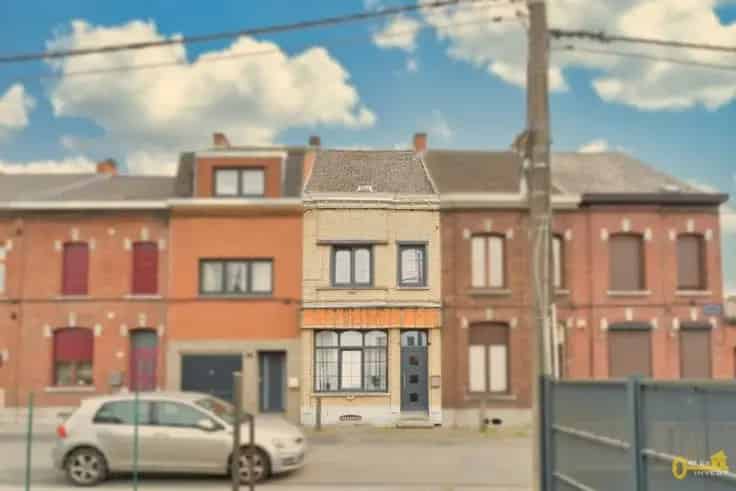 Huis te Koop 2 Slaapkamers Tuin Garage 137m2