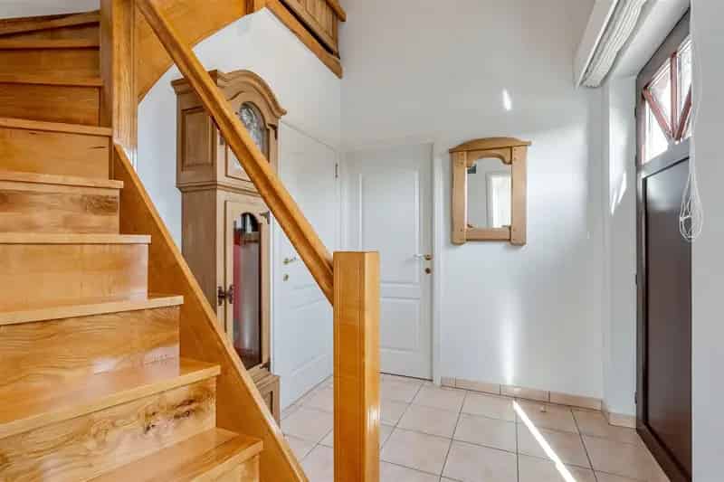Instapklare woning Zutendaal - 2 slaapkamers - Garage - Tuin
