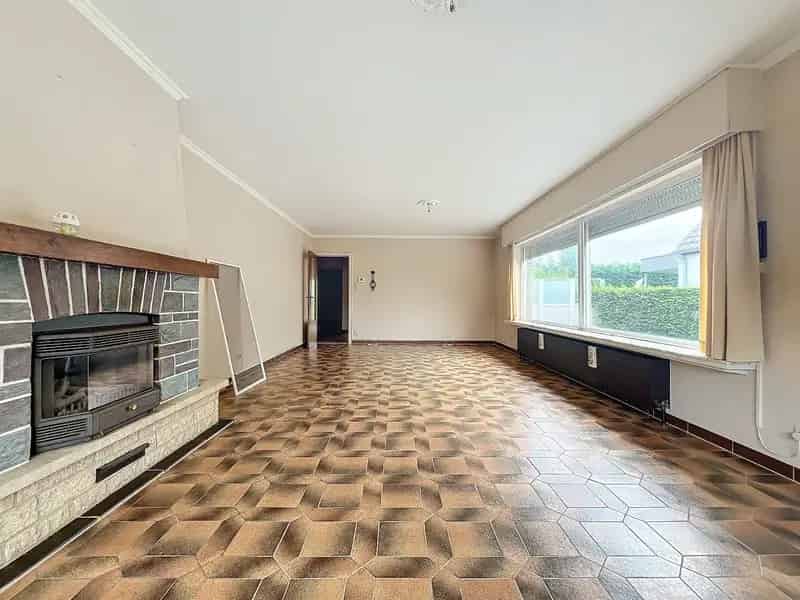 op te frissen vrijstaande woning in DE HAAN (Wenduine)