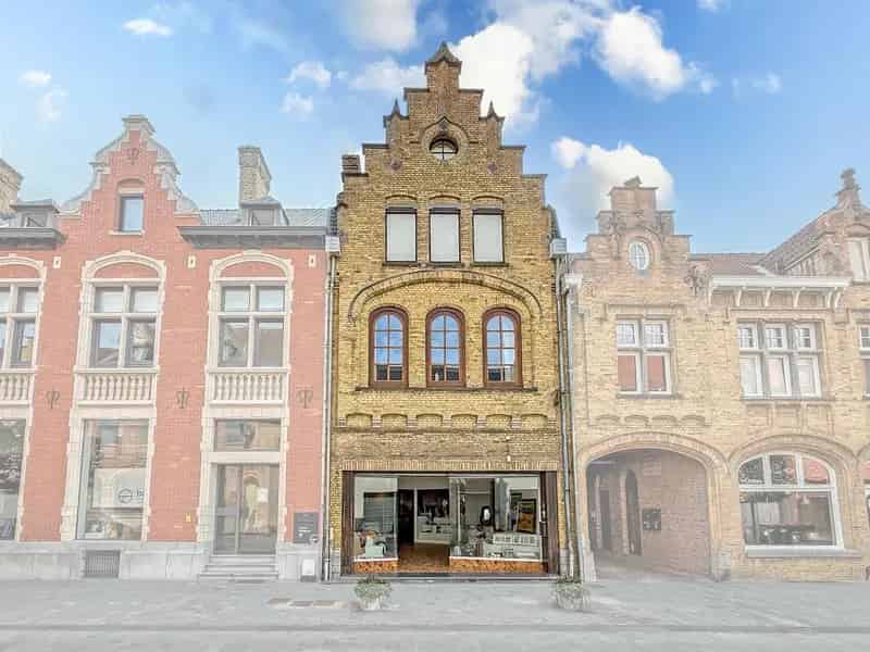 Huis te Huur Nieuwpoort - Marktstraat - 400m² - Woonst en Handelsruimte