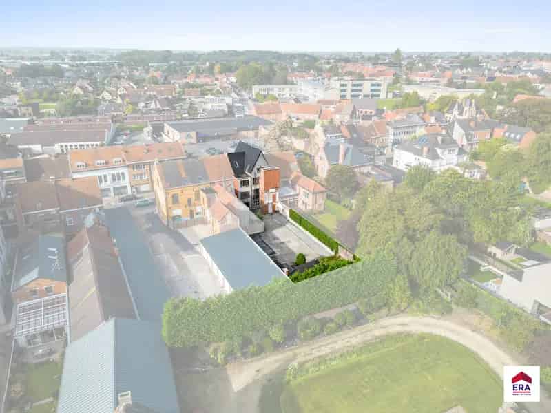Kantoorgebouw te koop 654m² Tielt