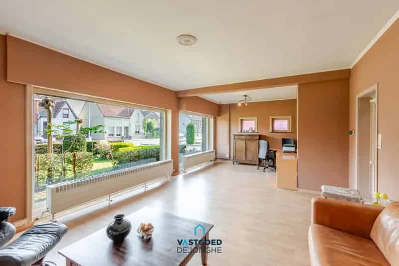 Huis te koop Eke: Ruime open bebouwing te renoveren