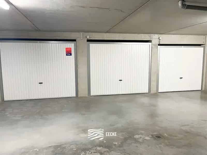 Gesloten Garagebox te Huur