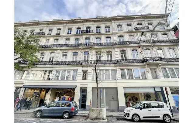 Huur 1 slaapkamer appartement van 68 m² in Brussels