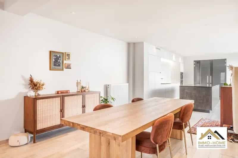 Lichtrijk gelijkvloersappartement instapklaar