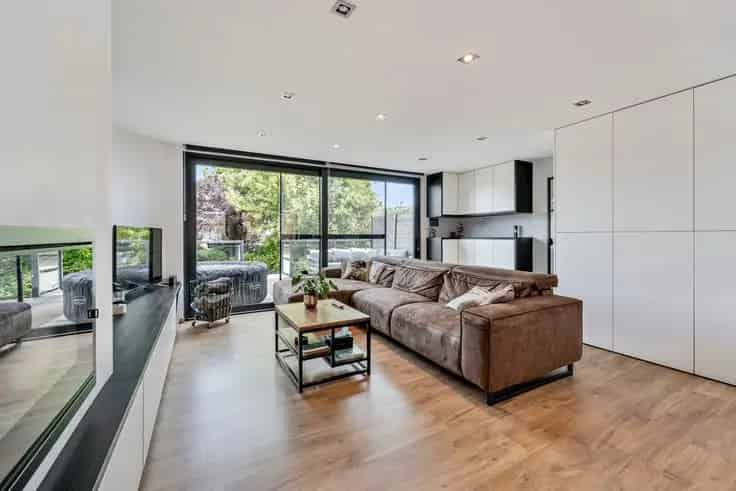 Gerenoveerde Bel-"Etage te Koop in Wevelgem