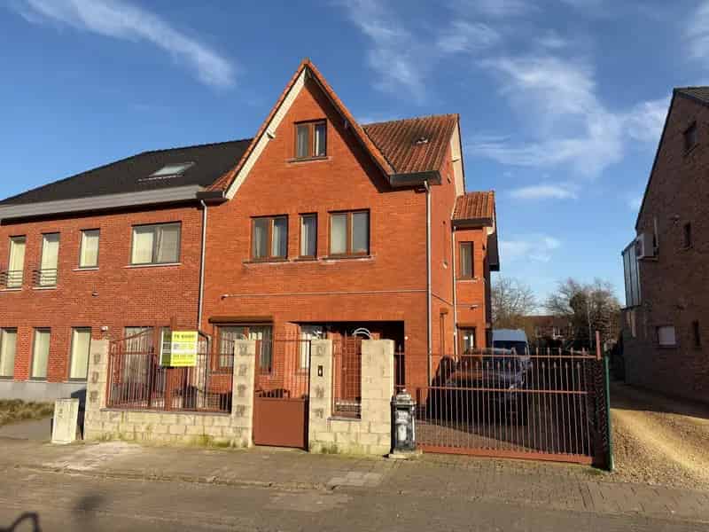 Gerenoveerde woning 5 slaapkamers Sint Truiden