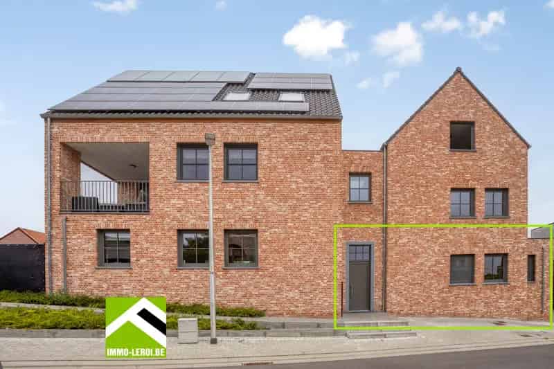 Gelijkvloers Appartement te Huur met Tuin en Parkeerplaats