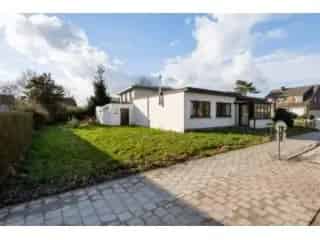 Villa te koop Hove 2 slaapkamers atelier 659m²