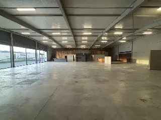 Handelspand te huur Harelbeke 750m²