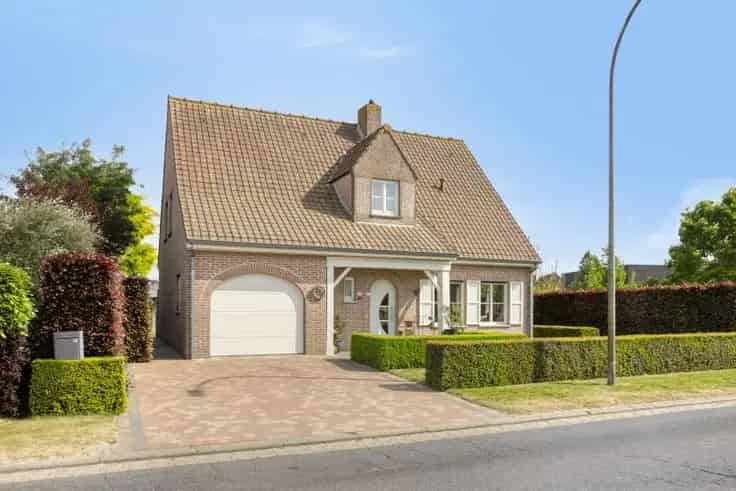 Huis Te Koop: Instapklare gezinswoning met 3 slaapkamers