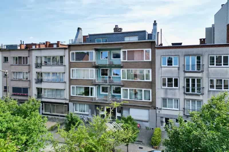 Appartement te koop Gent: 2 slaapkamers, tuin, garage