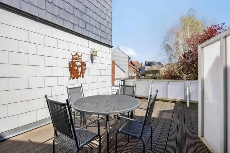 Appartement te koop Tongeren 2 slaapkamers groot terras