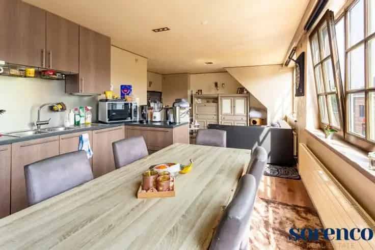 Hove Centrum: Lichtrijk 3 Slaapkamer Appartement Te Koop