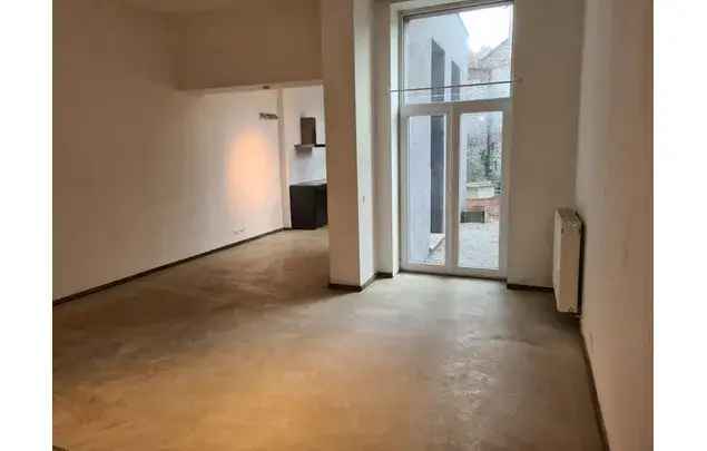 Huur 2 Slaapkamer Appartement 95m² Charleroi