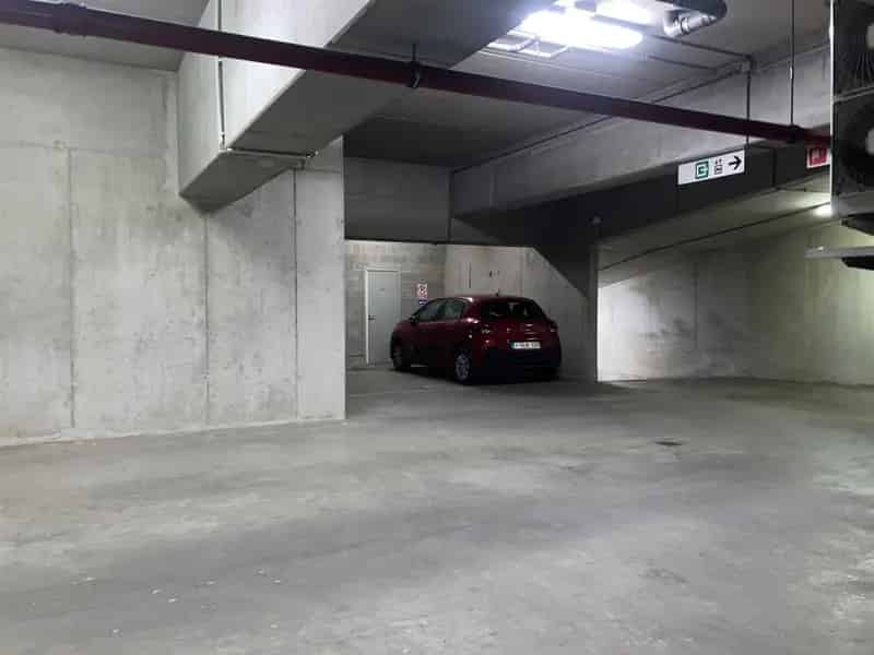 Dubbele Parkeerplaats Centrum Brussel