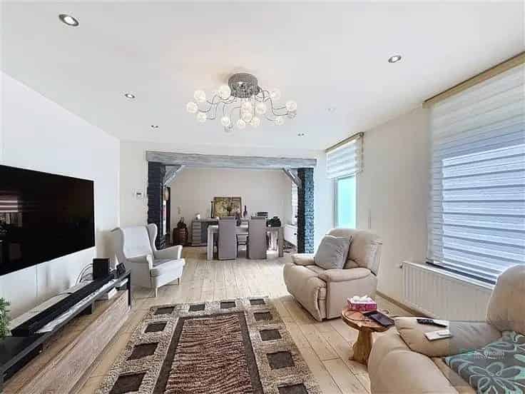Huis Te Koop WANGENIES 185m² 3 slaapkamers Tuin Garage