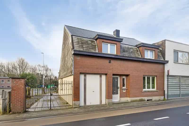 Huis te koop Hekelgem: te renoveren HOB 3 slaapkamers