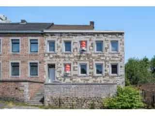 Huis Gemengd Gebruik te Koop Luik 5 Appartementen