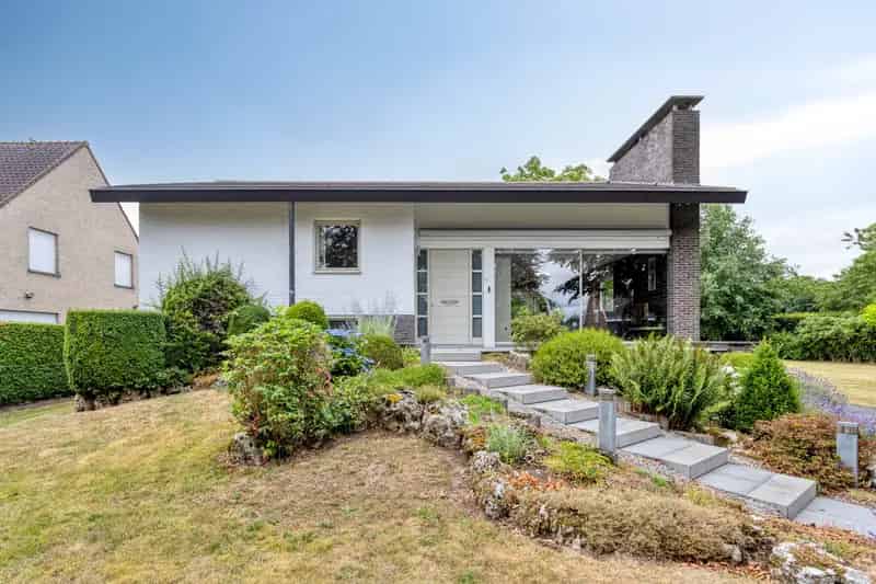 Ruime Villa te Koop in Zulte