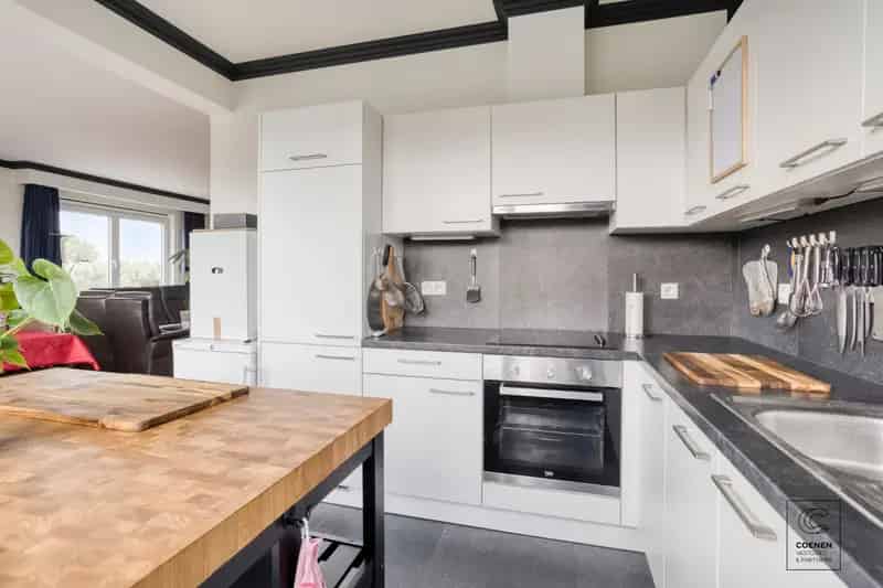 Appartement te huur Merksem 97m² 2 slaapkamers gerenoveerd
