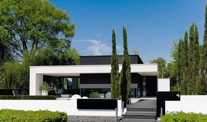 Luxe Villa met Zwembad nabij Hasselt