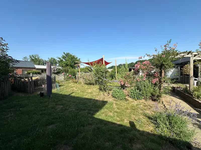 Huis te koop: 3 slaapkamers, garage, tuin, nabij centrum