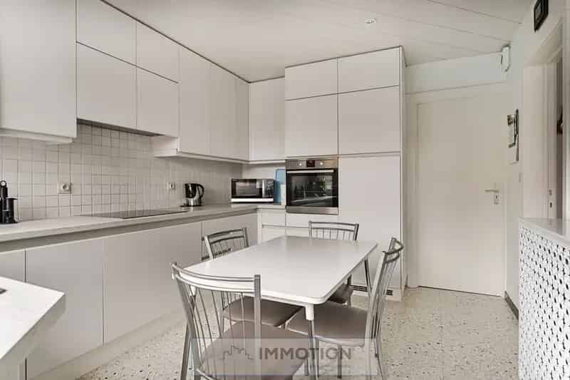 Woning 3 slaapkamers 2 garages zongerichte tuin Rollegem