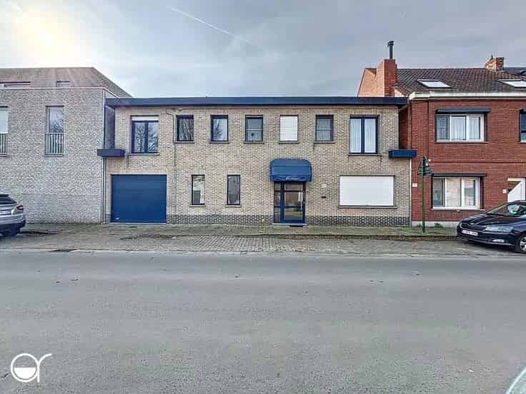 Huis Te Koop 4 Slaapkamers Tuin Garage 274m2