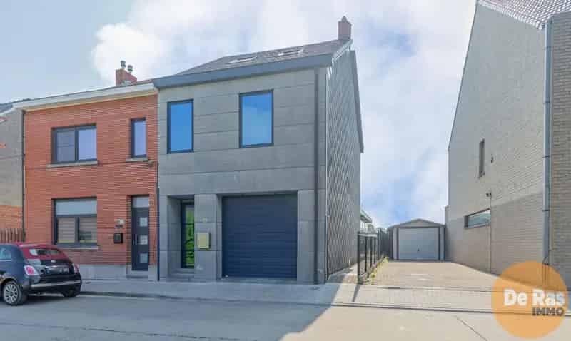 Huis te koop Wichelen - Halfopen bebouwing nabij centrum