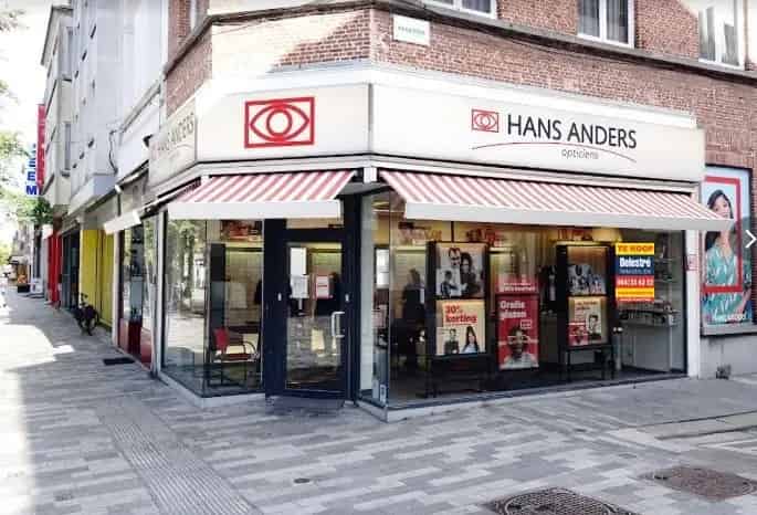 Kwalitatief Verhuurde Opbrengsteigendom Hoeklocatie